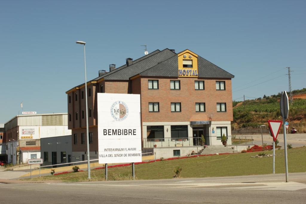 Hostal Tio Pepe II Bembibre  Exterior foto