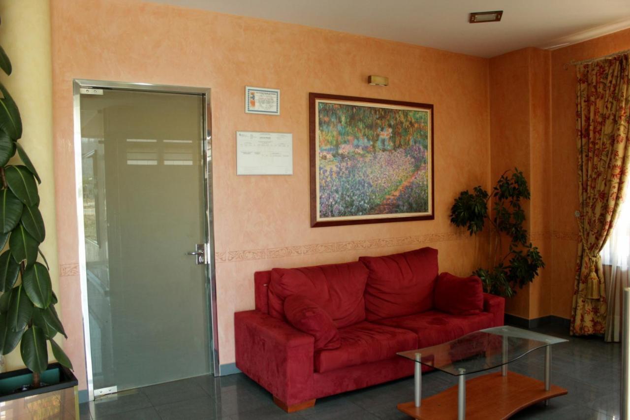 Hostal Tio Pepe II Bembibre  Exterior foto